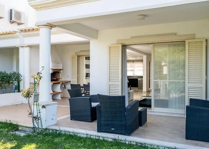 Cantinho By Intiholidays 度假居