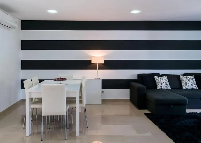 Сasa de vacaciones Cantinho By Intiholidays *